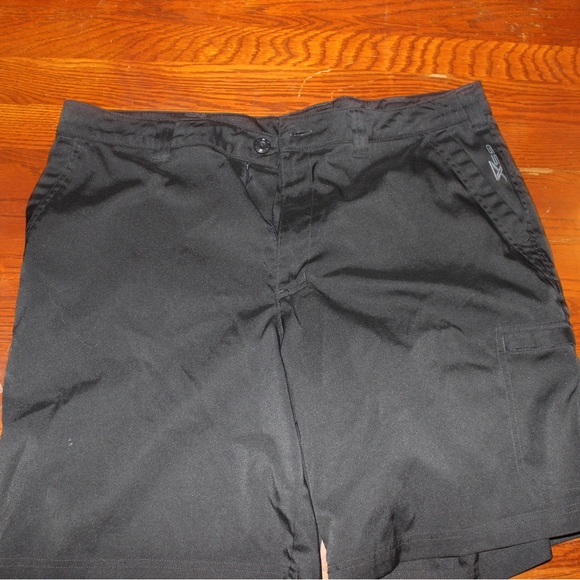 Gander mountain shorts - Picture 1 of 3